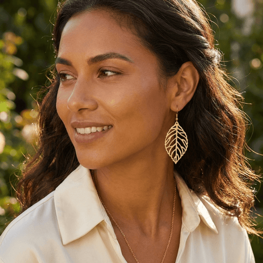 Boucles d'Oreilles Feuille Dorées - Design Botanique Élégant - Jungle Feed