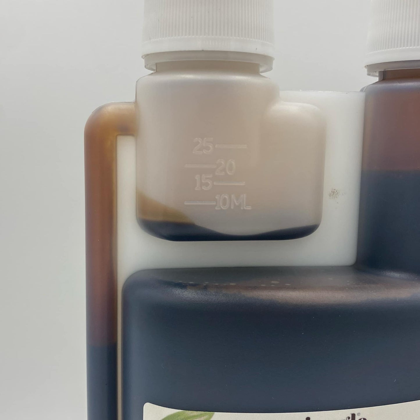 Engrais plantes méditerranéennes 500ml - vue de profil - Jungle Feed
