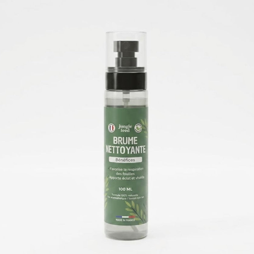 Flacon spray de 100ml de Brume Nettoyante Jungle Feed pour favoriser la respiration des feuilles et apporter de l'éclat, produit fabriqué en France.