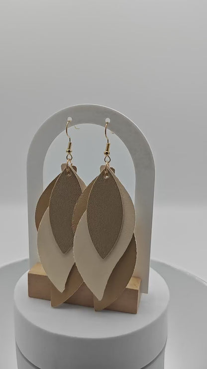 Pendientes de hojas de piel sintética