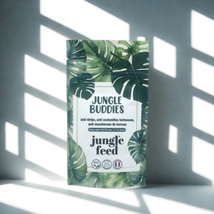 Emballage du produit Jungle Buddies de Jungle Feed, conçu pour protéger les plantes d'intérieur contre les nuisibles comme les thrips et les cochenilles
